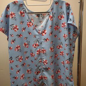 Hilary Radley - light blue v-neck blouse with red floral design - XL